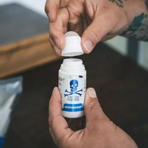 Antyperspirant w kulce The Bluebeards Revenge Antiperspirant 50 ml