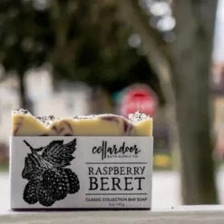 Mydło do ciała w kostce Cellar Door Raspberry Beret 142g