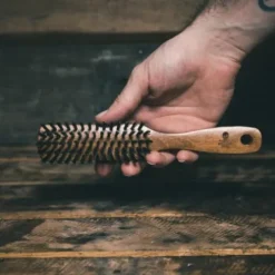 Szczotka do brody The Bluebeards Revenge Beard Brush Vegan Syntetyczna